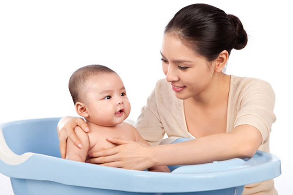 thue giup viec trong tre theo gio 2